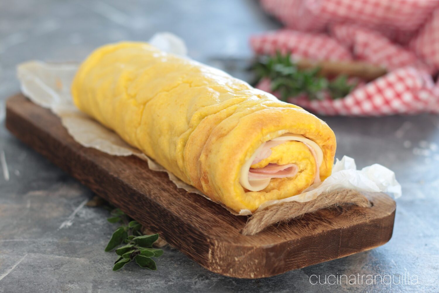 Rotolo di frittata al forno