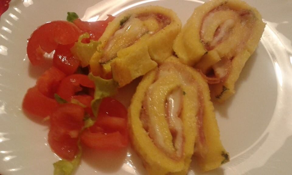 Rotolo di frittata gratinato al forno