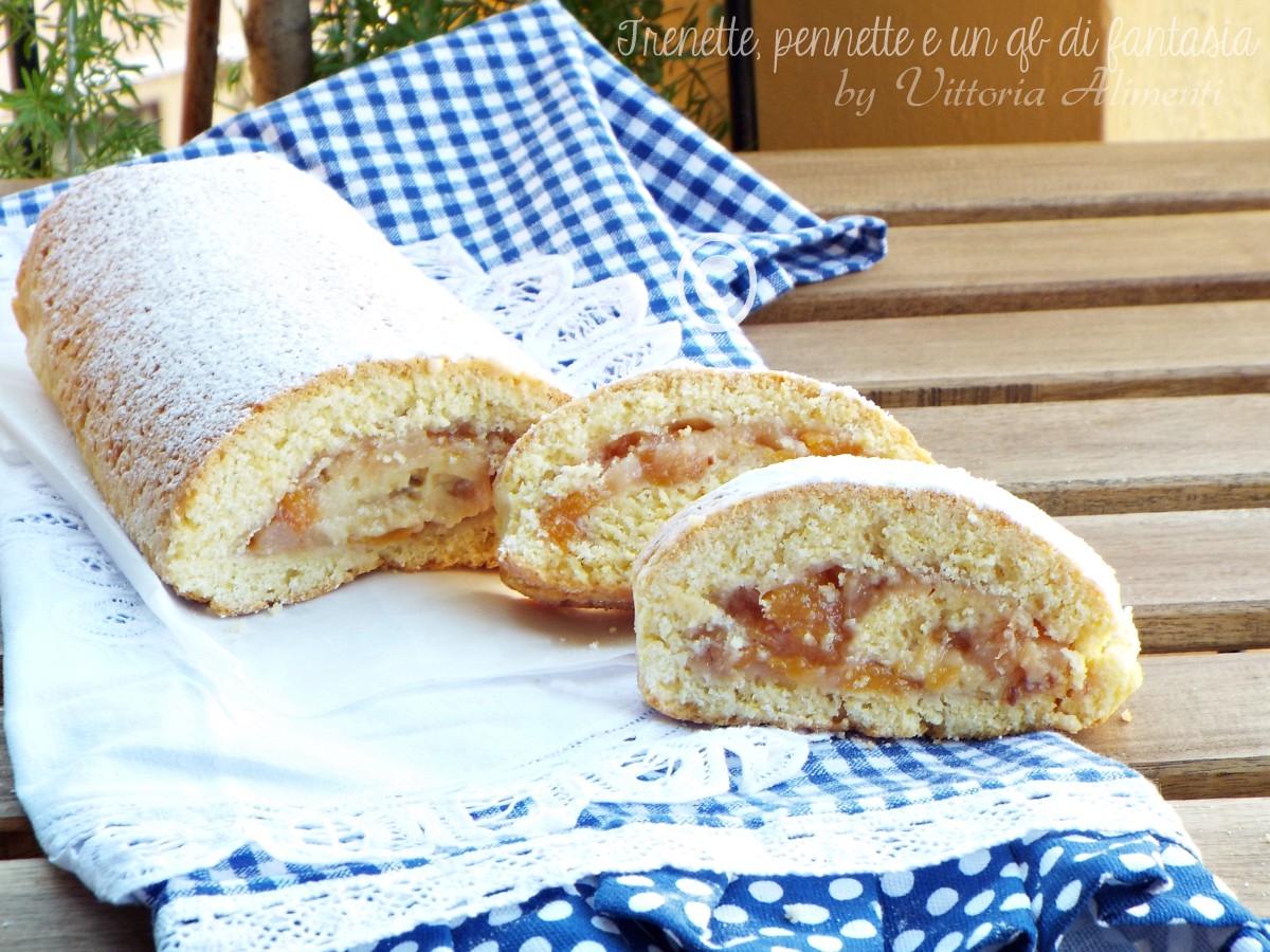 Rotolo di frolla alle pesche