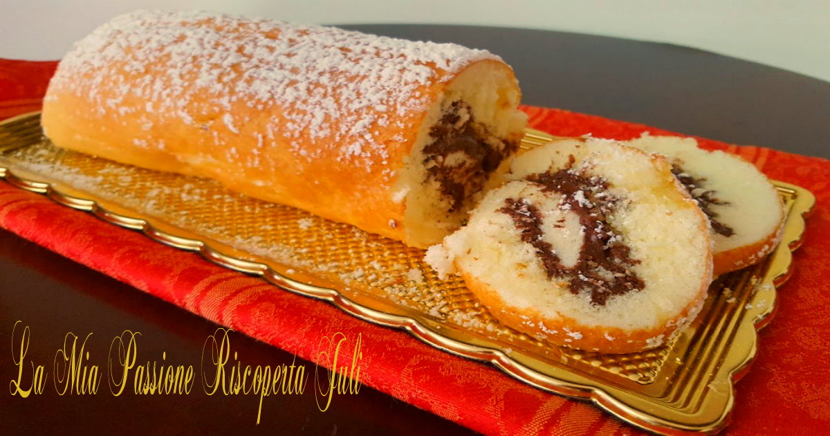 Rotolo di pan di spagna nutella alle nocciole