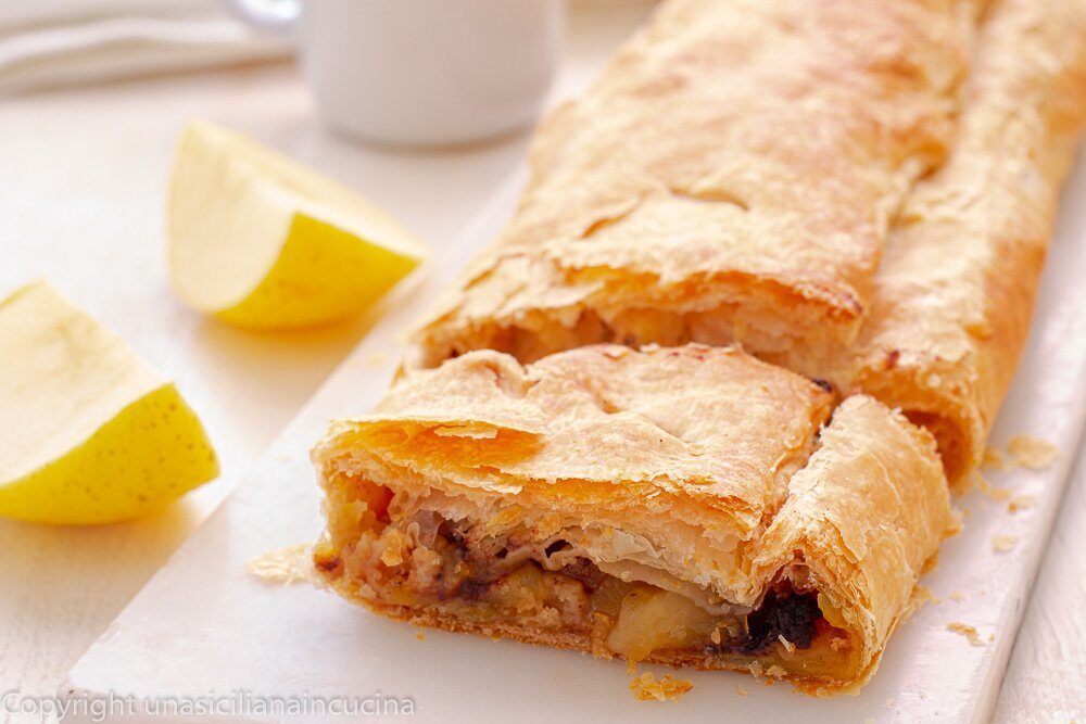 Rotolo di sfoglia alle mele