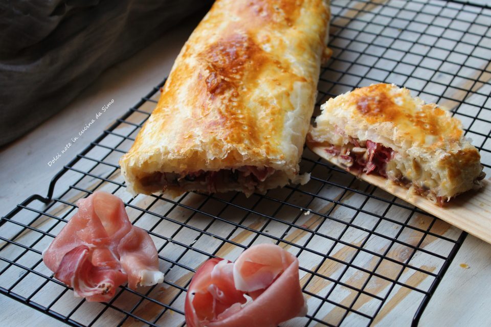 Rotolo di sfoglia con speck patate e funghi