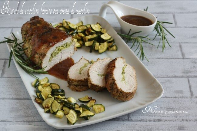 Rotolo di tacchino farcito con crema di zucchine