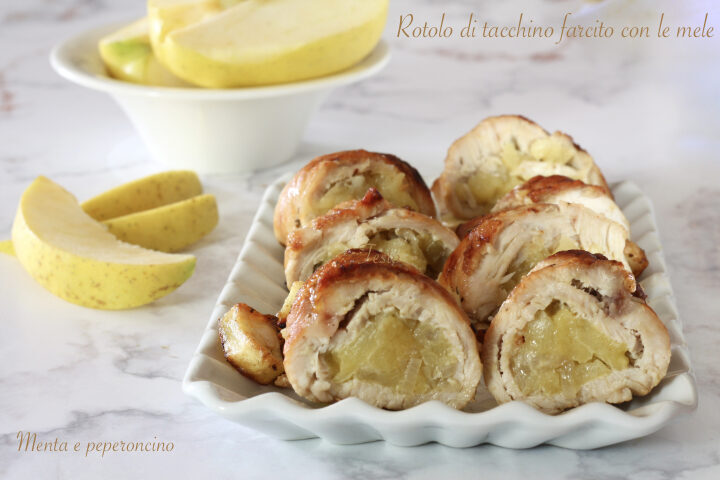 Rotolo di tacchino farcito con le mele