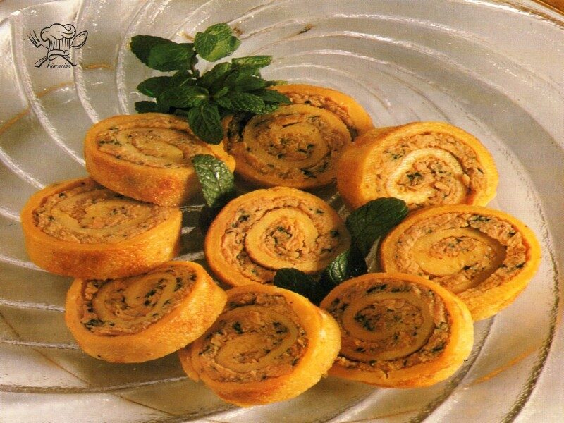Rotolo freddo di frittata con tonno