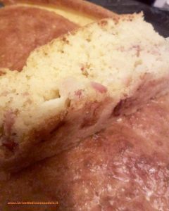 Rustico ripieno salame e formaggio