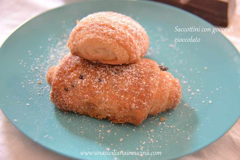 Saccottini sfogliati gocce cioccolato