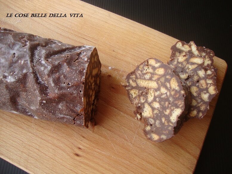 Salame al cioccolato o salame turco senza uova