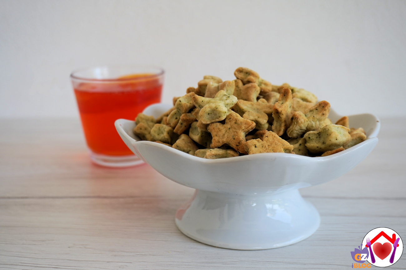 Salatini al formaggio e erbe aromatiche