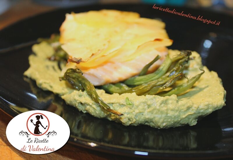 Salmone al cartoccio con verdure nella friggitrice ad aria
