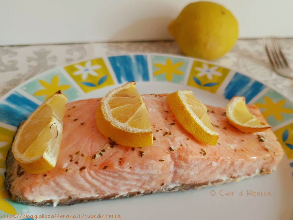 Salmone al forno con limone