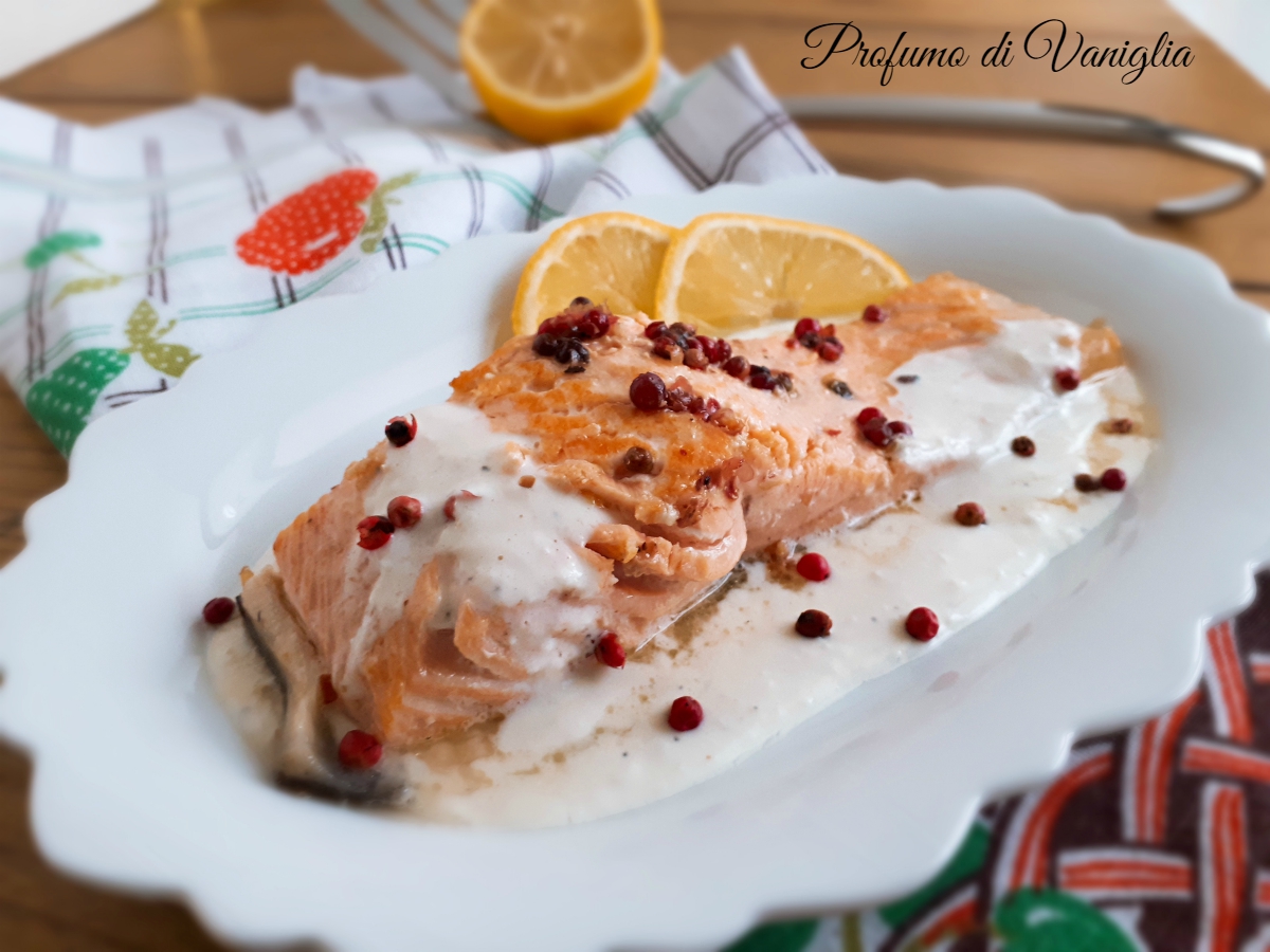 Salmone al limone e pepe rosa