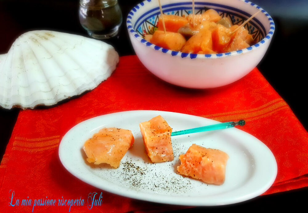 Salmone crudo al limone