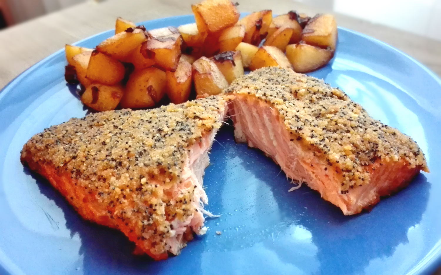 Salmone in crosta di semi di papavero