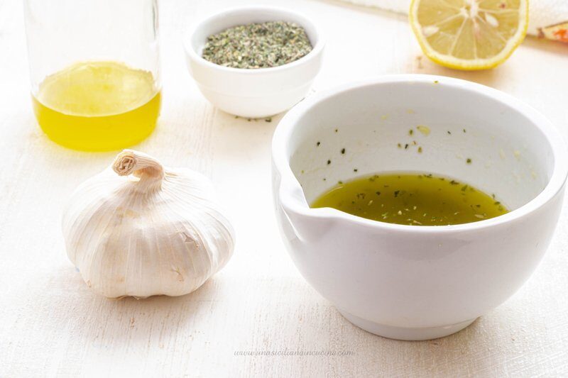 Salmoriglio condimento siciliano
