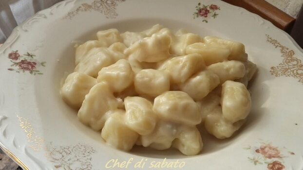Salsa al gorgonzola