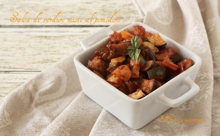 Salsa di verdure miste al pomodoro