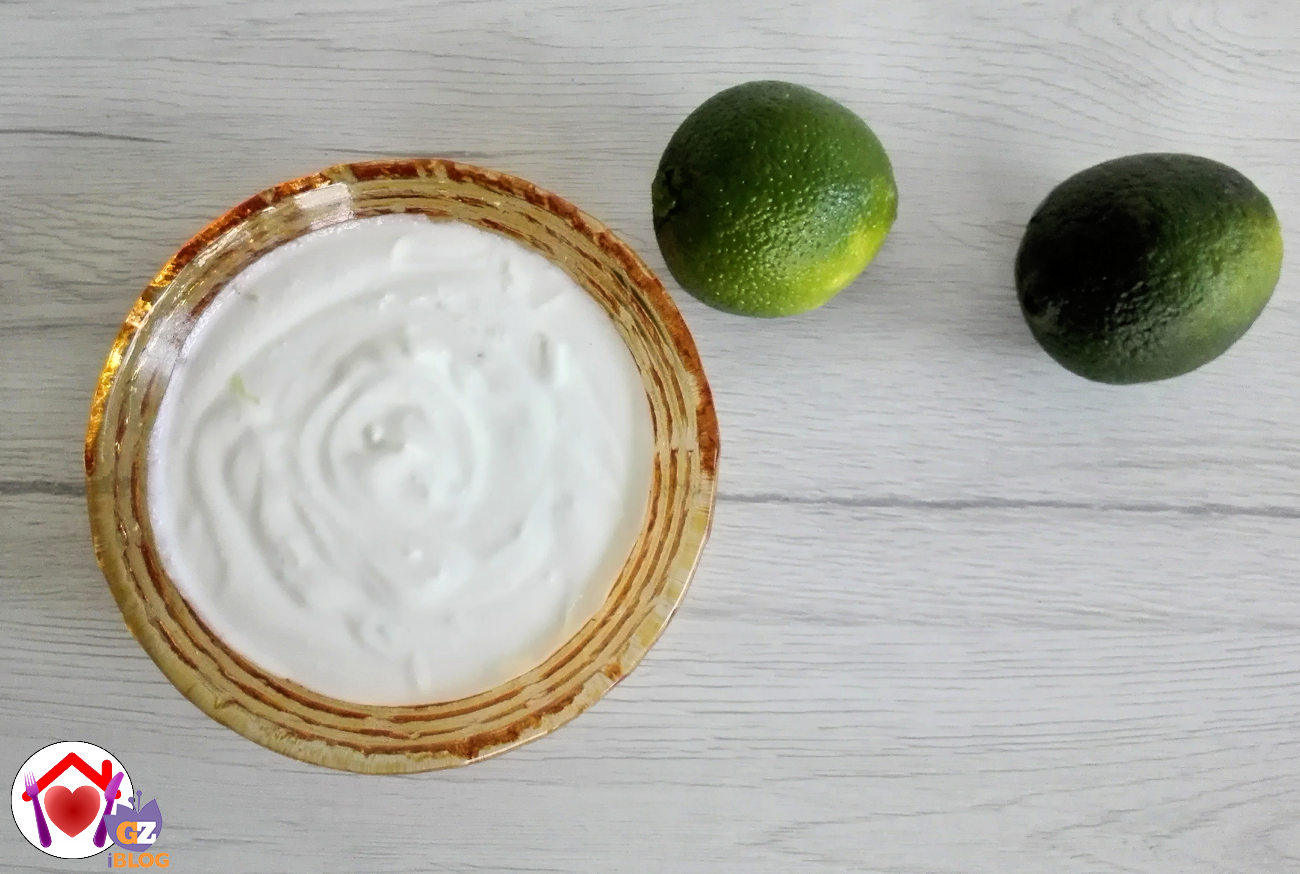 Salsa di yogurt, lime e zenzero