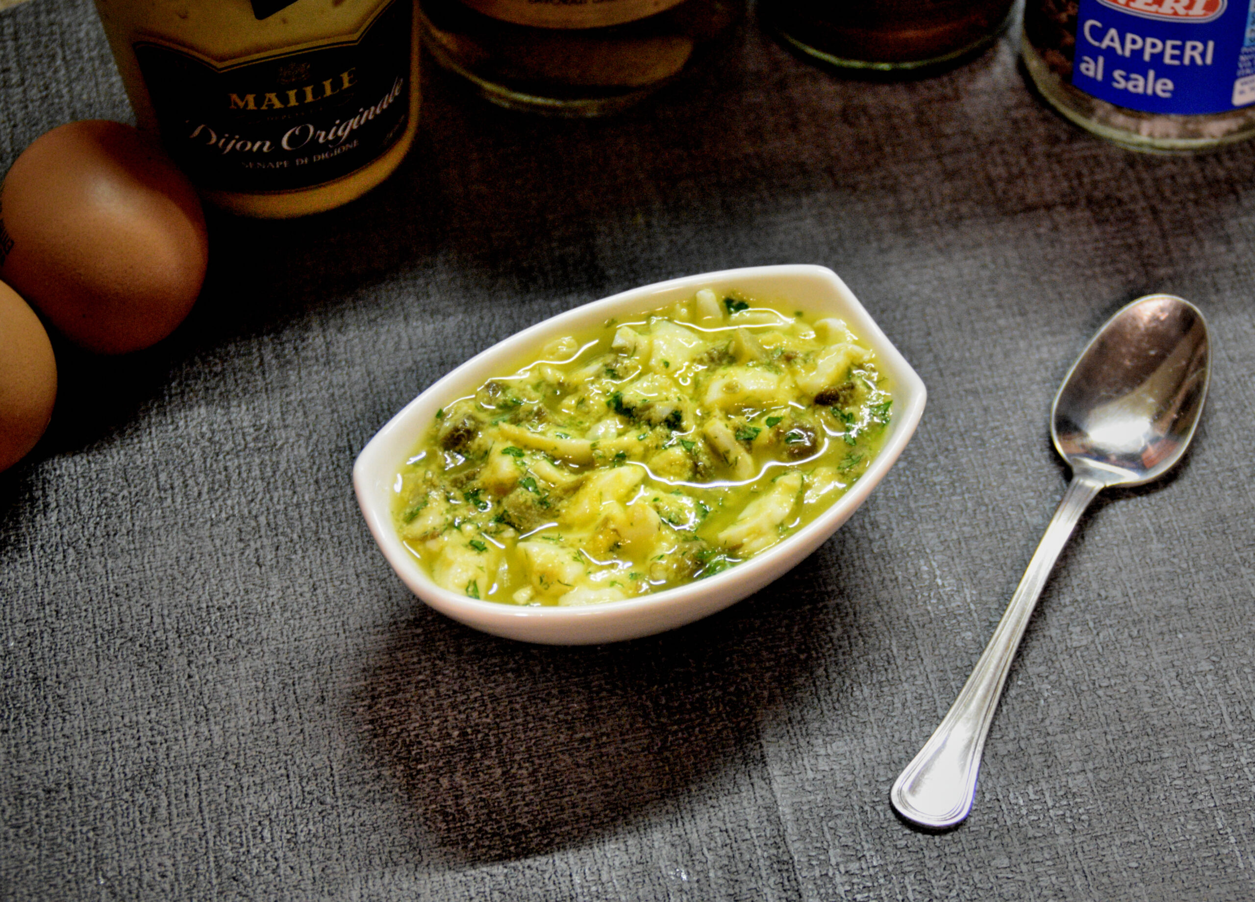 Salsa giribiche fatta in casa: una vera golosità pronta in 20 minuti