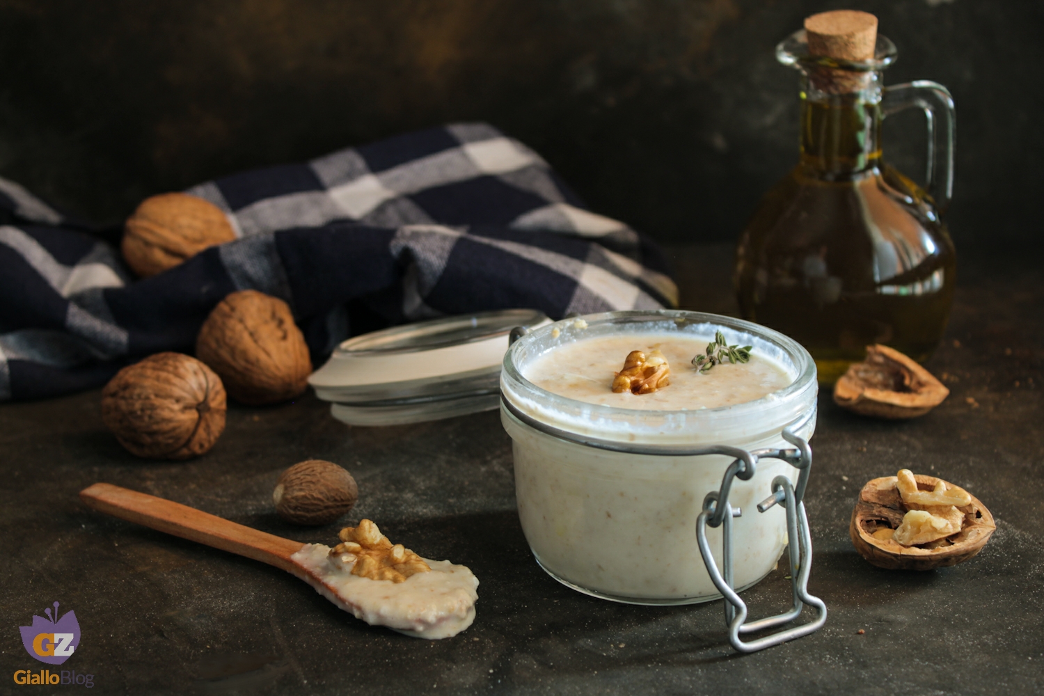 Salsa gorgonzola e noci