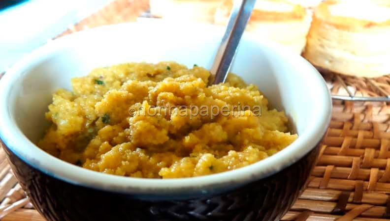 Salsa stuzzicante con acciughe e olive