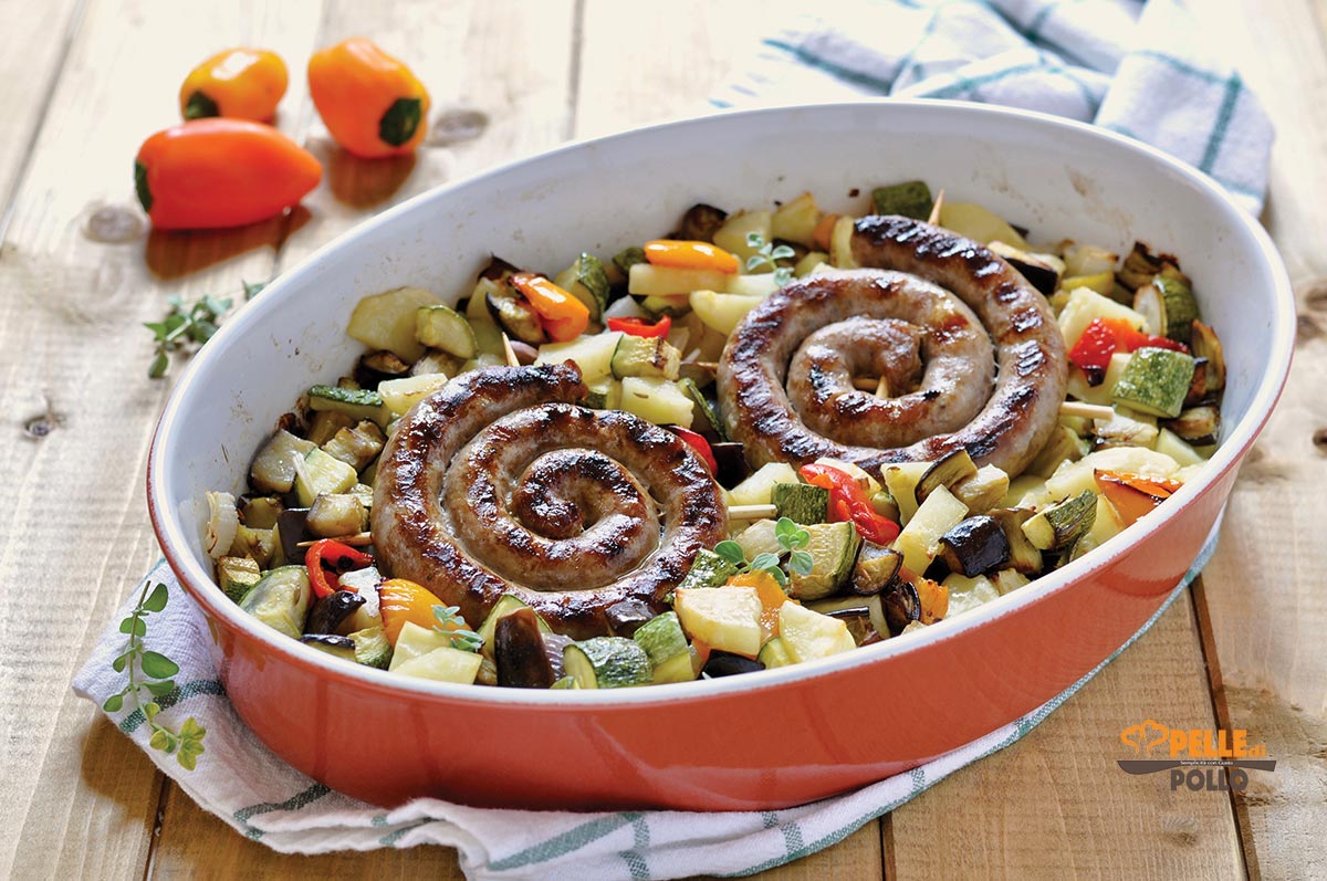 Salsicce con verdure e patate al forno