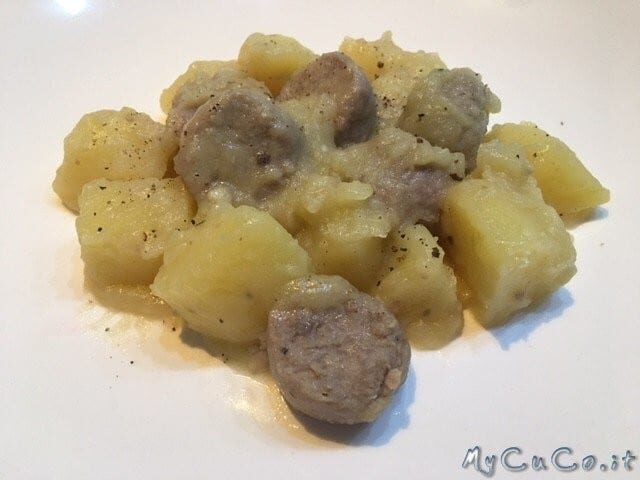 Salsicce e patate con moulinex companion e i-companion
