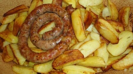 Salsiccia con patate al microonde