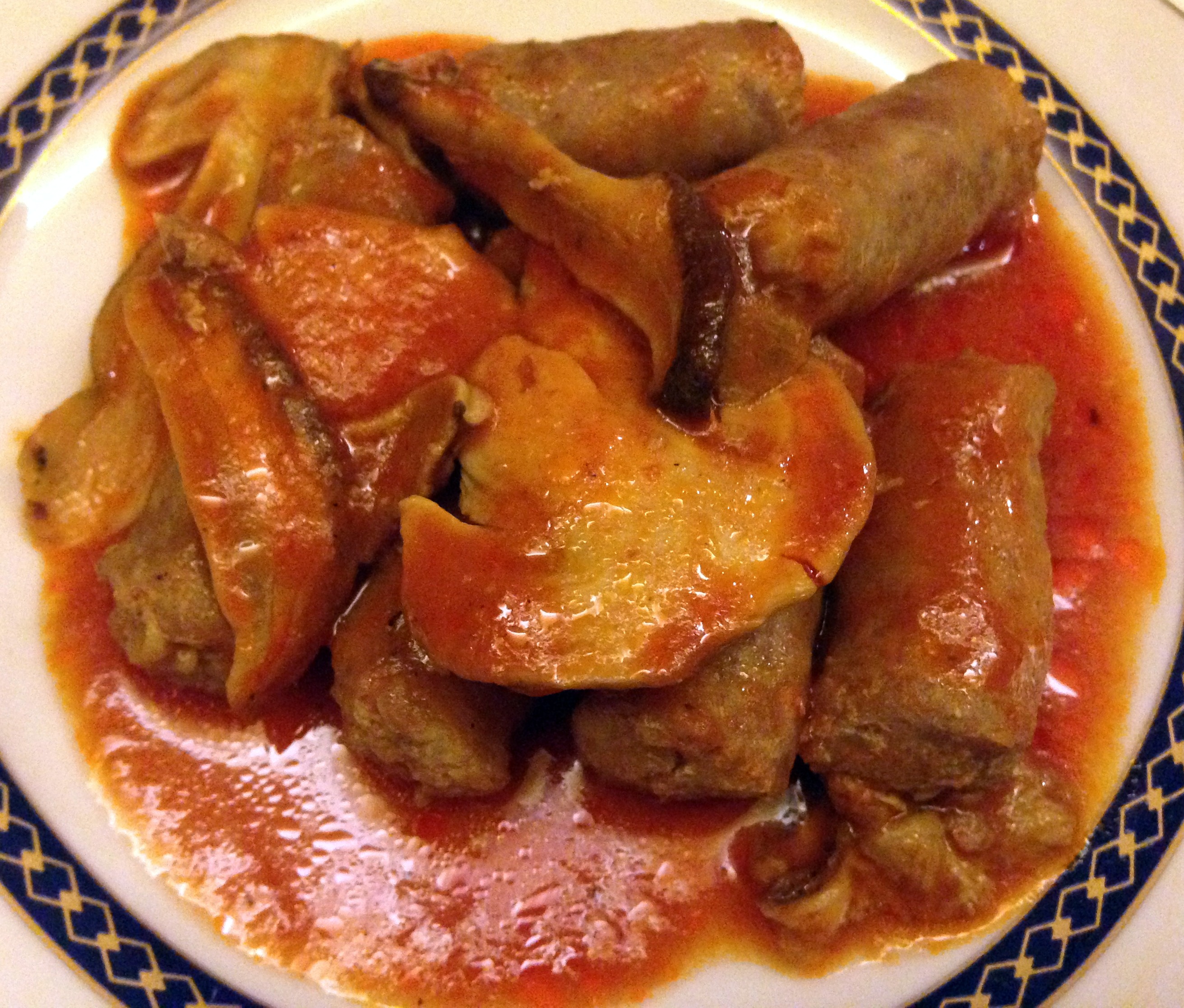 Salsiccia con sughetto al pomodoro e funghi porcini