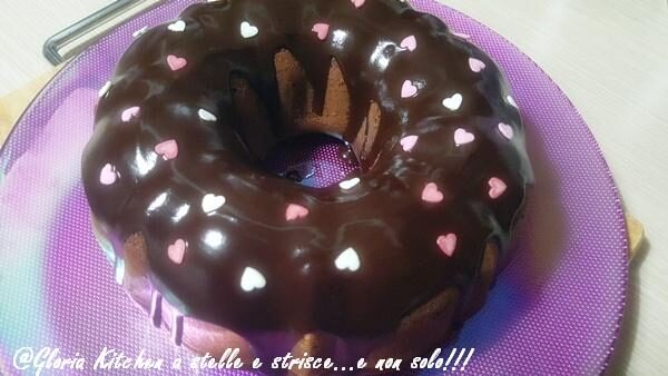 San Valentino’s Surprise Cake di Gloria KitchenUSA