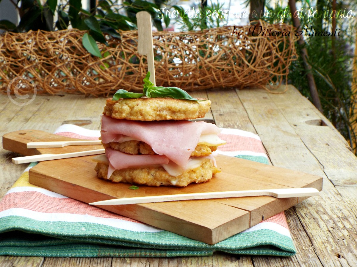 Sandwich di frittatine al pangrattato farcite