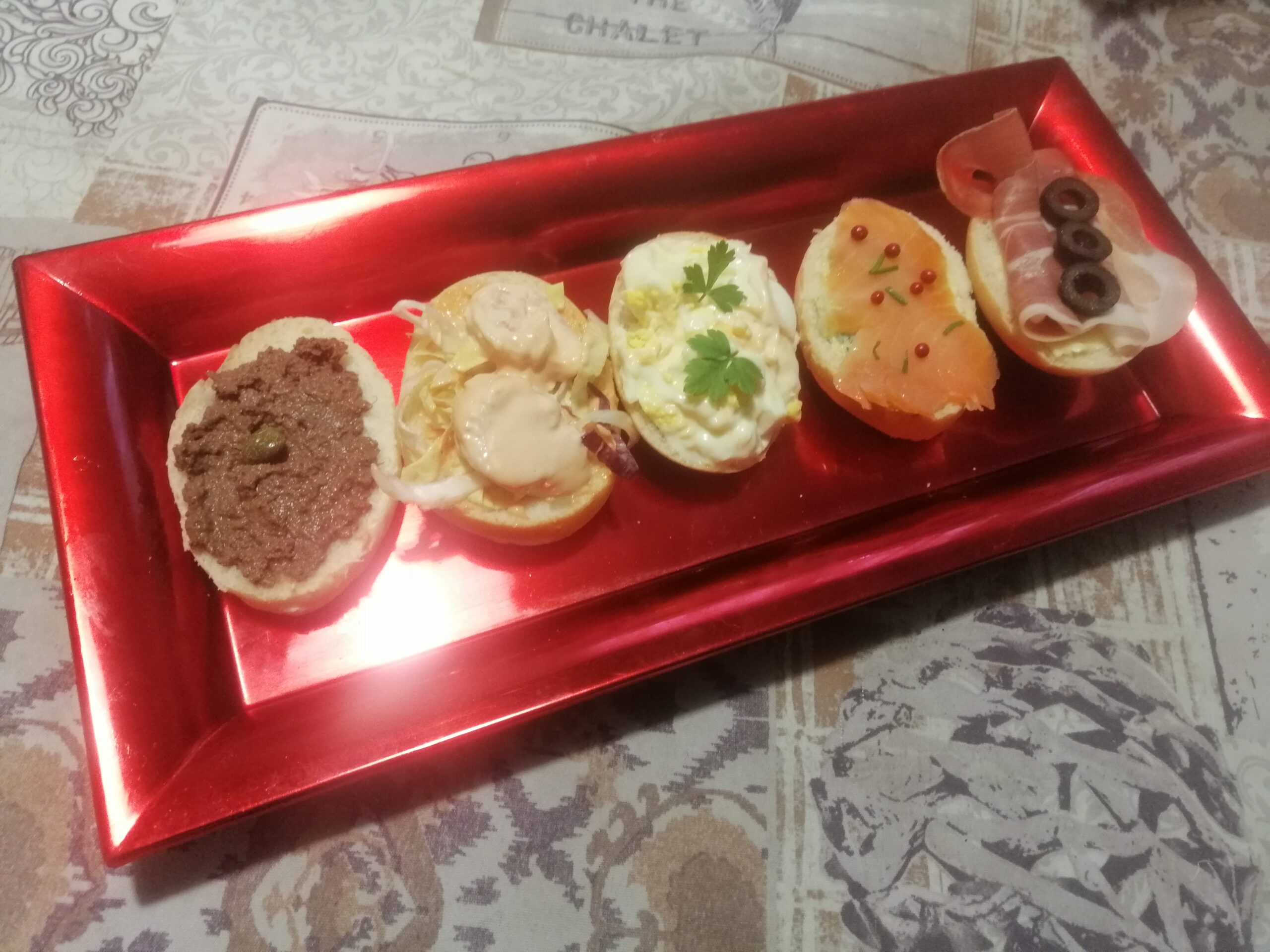 Sandwich misti delle feste