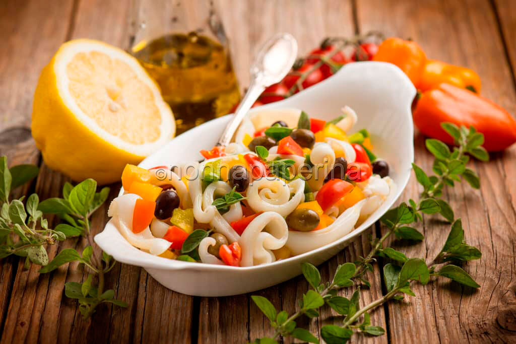 Sapori d’estate: fettuccine di seppie alla mediterranea