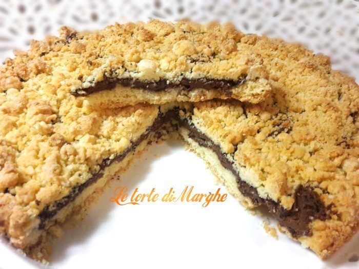 Sbriciolata al cioccolato e nocciole