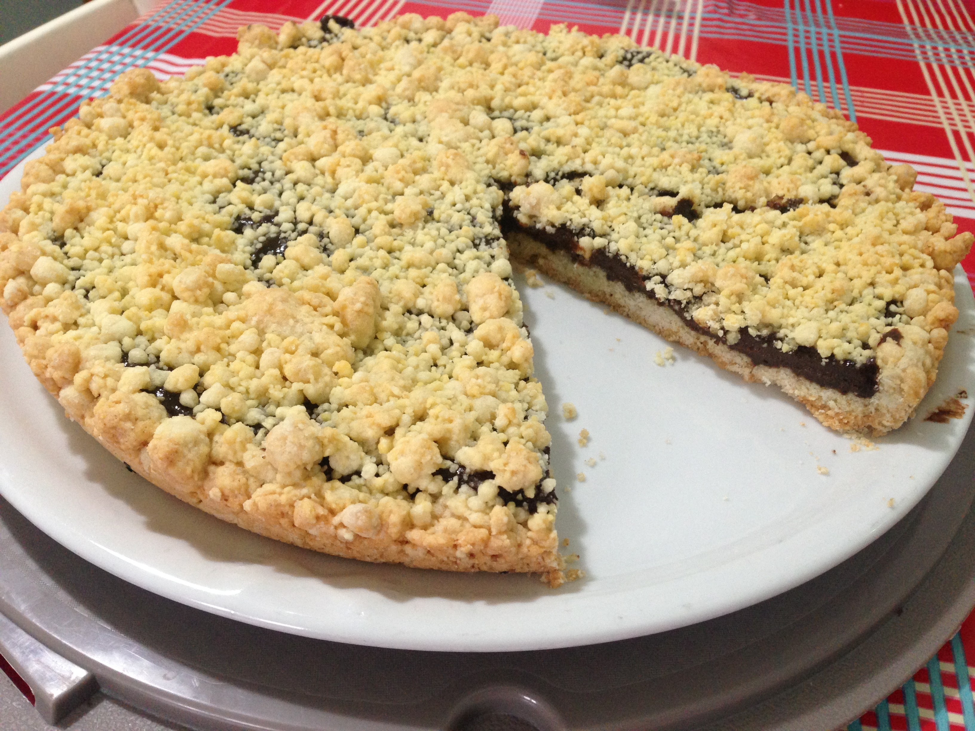 Sbriciolata con crema pasticcera al cioccolato