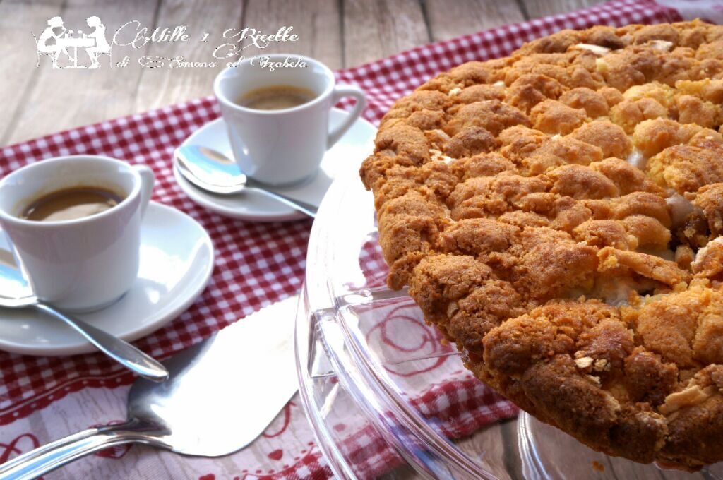 Sbriciolata con meringa e marmellata