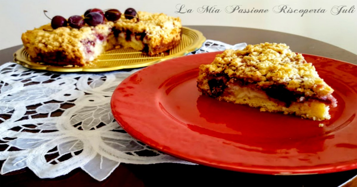 Sbriciolata con ricotta e ciliegie