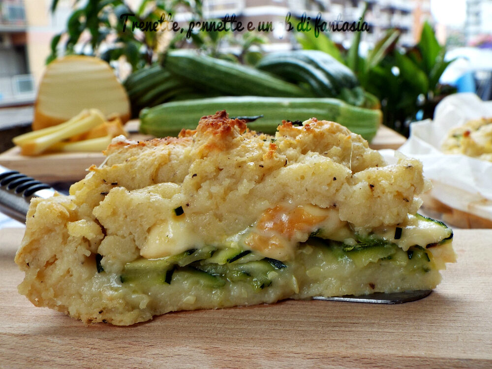 Sbriciolata di patate zucchine e scamorza