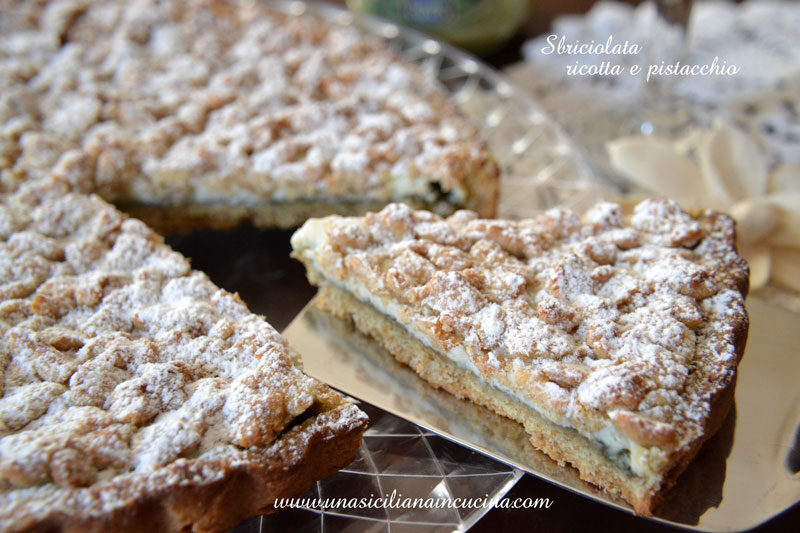 Sbriciolata integrale ricotta e pistacchio