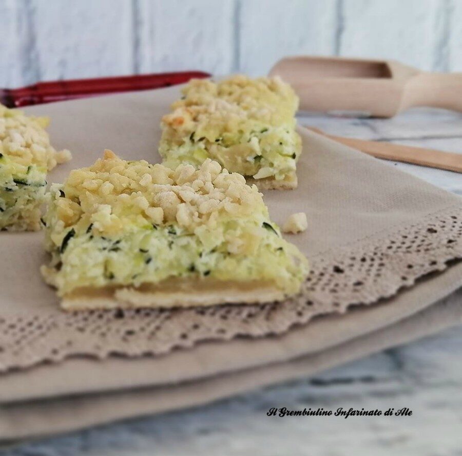 Sbriciolata rustica di patate e zucchine