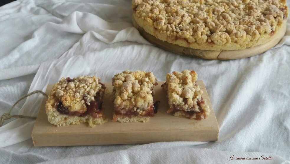 Sbrisolona alla ricotta con marmellata di prugne home made