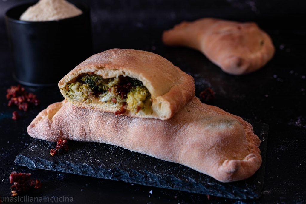 Scacce con broccoli siciliani