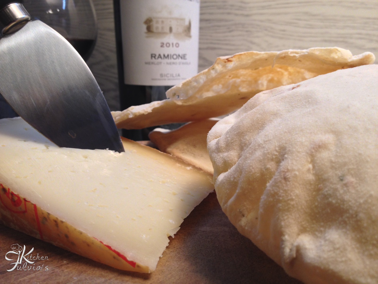 Schiacciate alle acciughe con esubero di pasta madre – ramione di baglio di pianetto