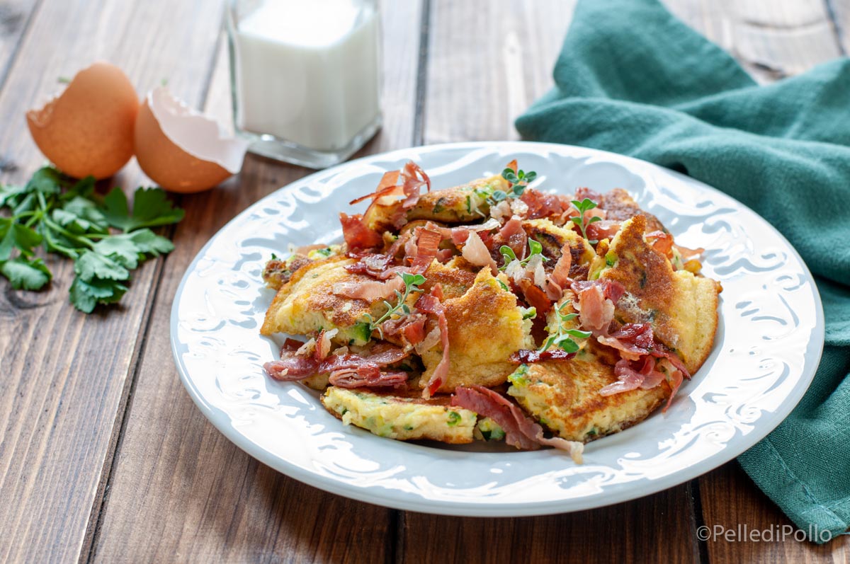 Schmarren salato con zucchine e speck
