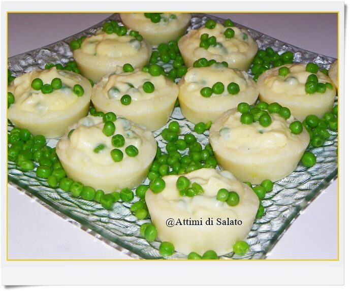 SCODELLINI DI POLENTA CON CREMA DI ASIAGO E PISELLI