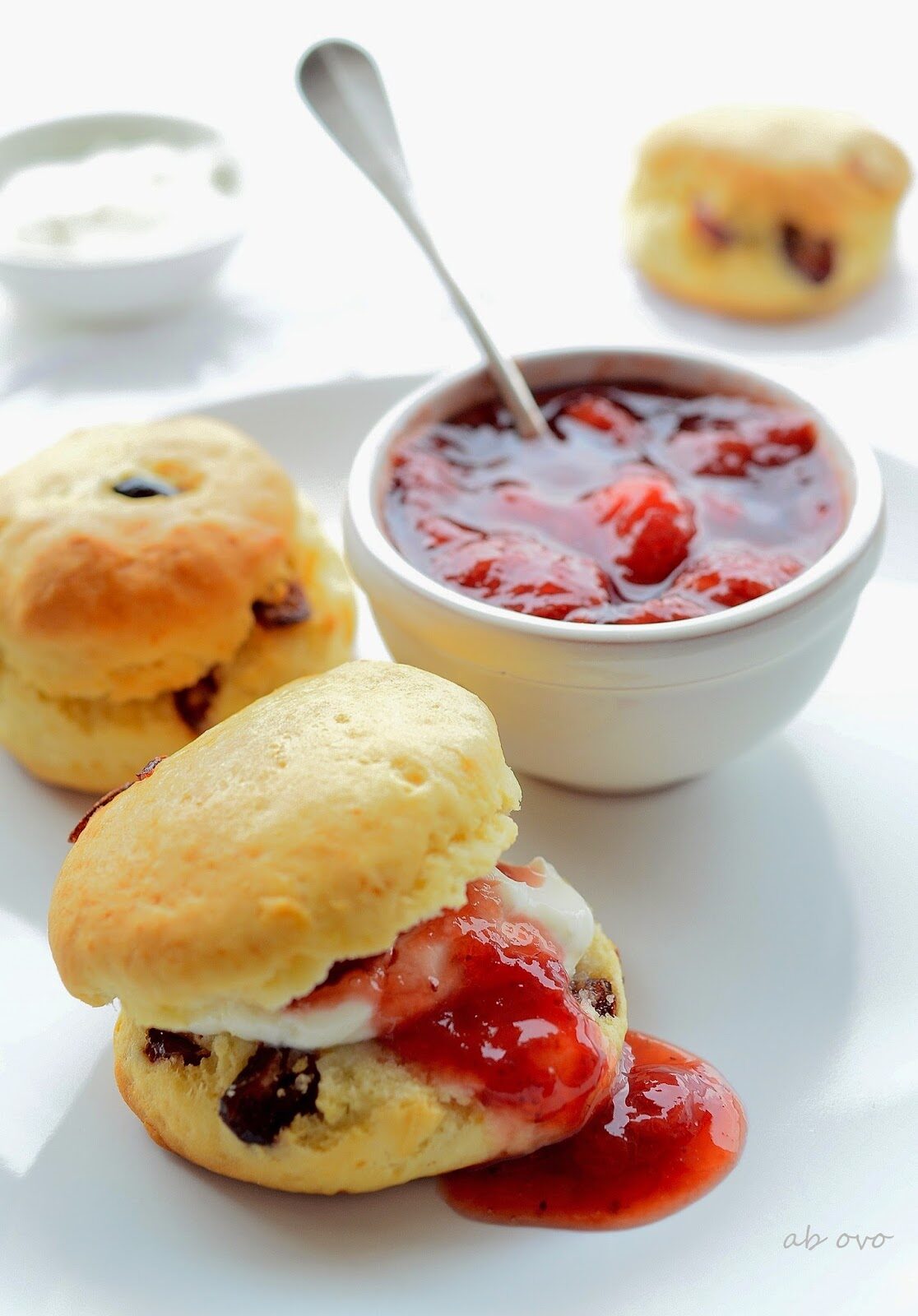 Scones ai mirtilli rossi