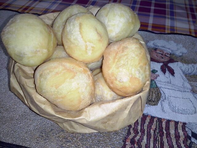 Scones al parmigiano