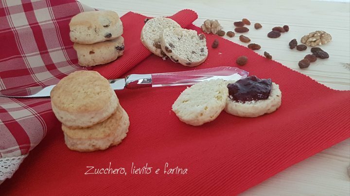 Scones – dolci tradizionali inglesi per l’ora del tè