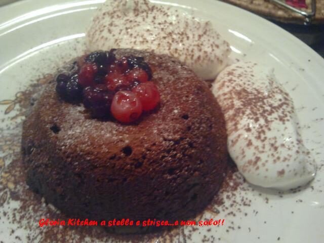 Scrigno con il cuore di cioccolato fondente (tortino) di gloria kitchenusa