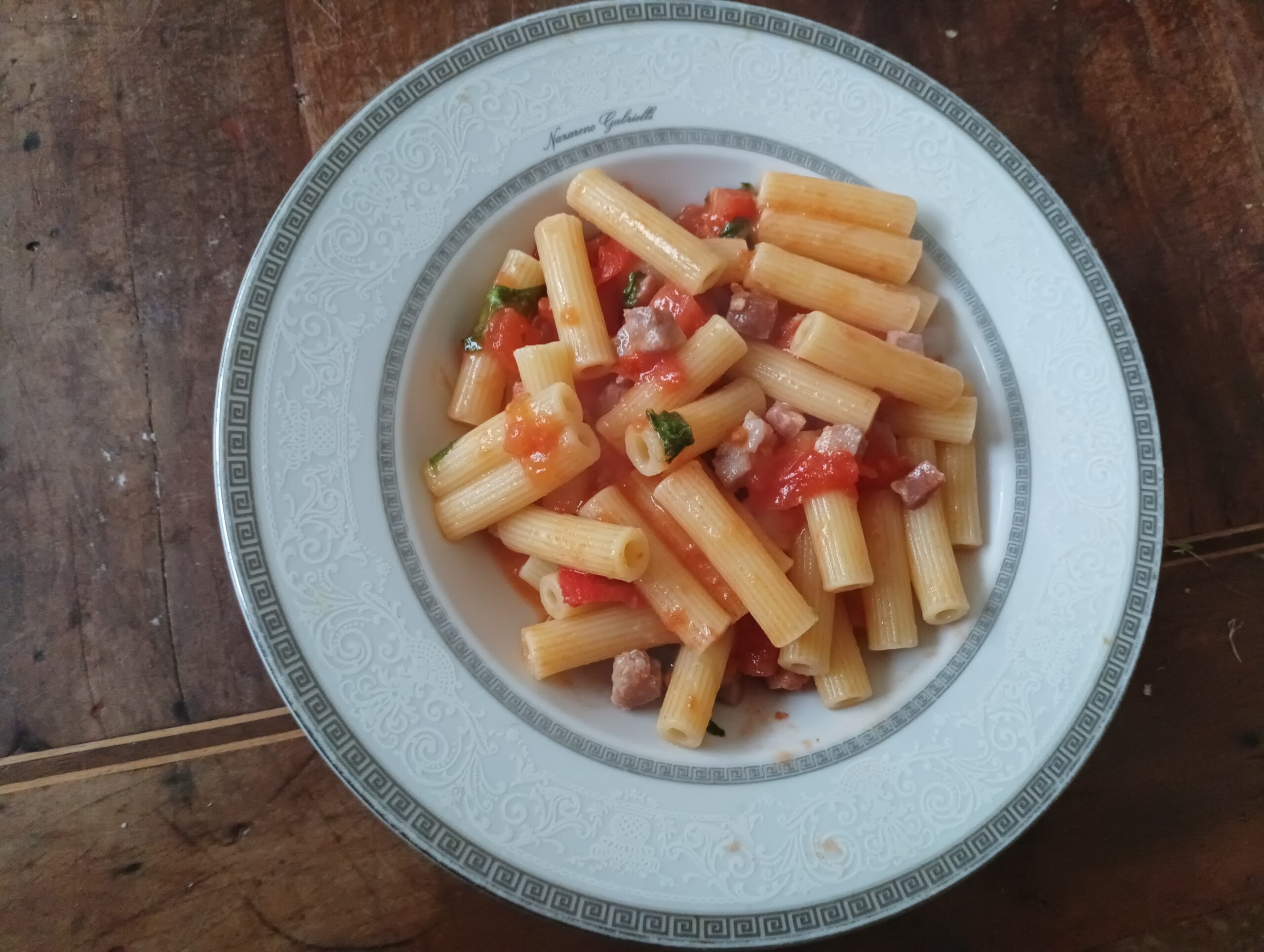 Sedanini pancetta e pomodorini